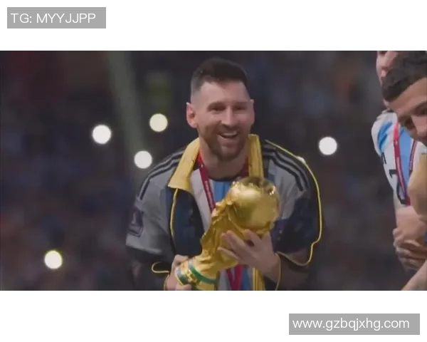 阿根廷足球明星闪耀赛场助力球队夺冠的辉煌历程与背后故事