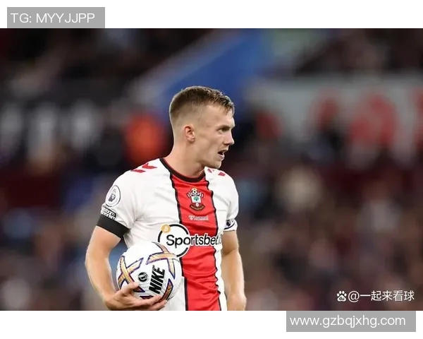 足球明星退役表演赛盛况空前球迷共庆传奇时刻重温经典瞬间